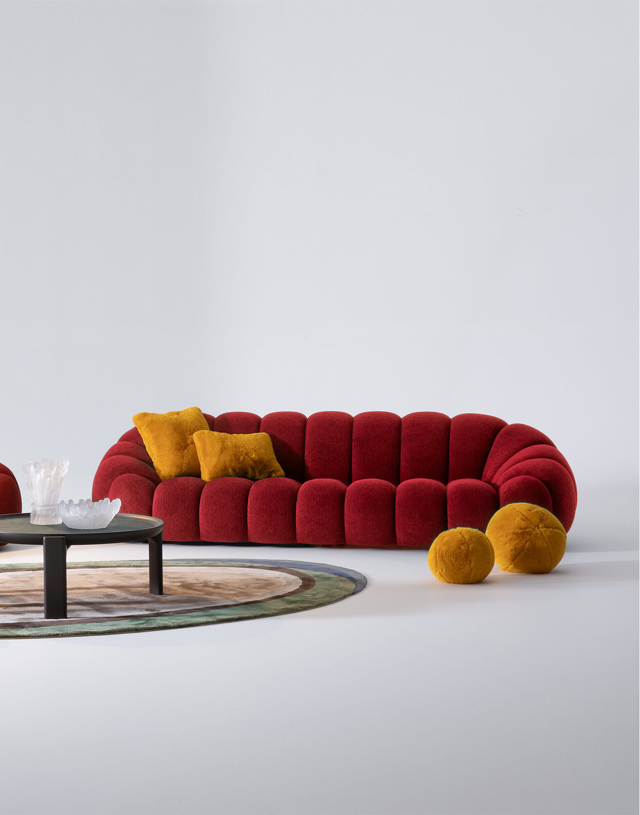 Ambiance avec le canapé Bibendum rouge