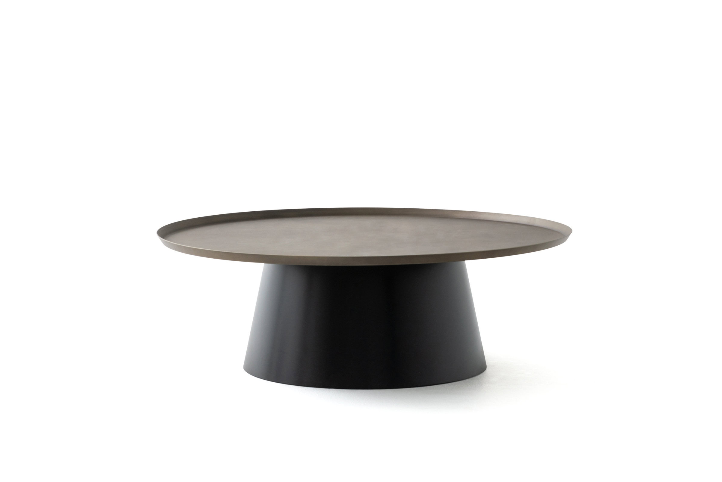 Vue de profil de la petite table Harmony