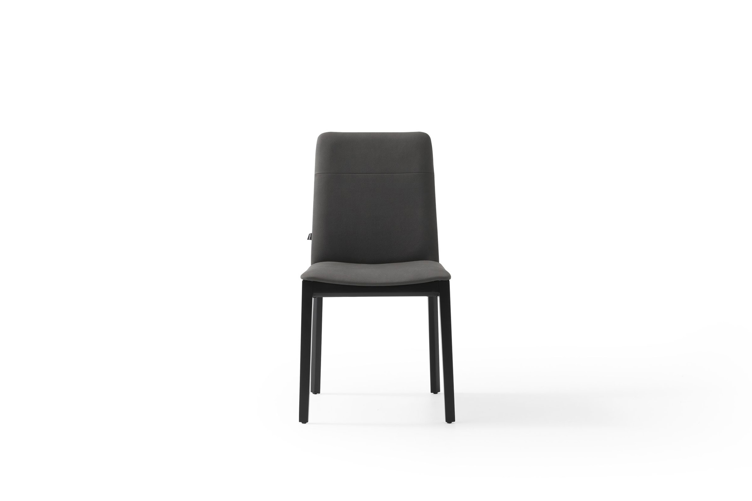 Chaise Line sur fond blanc, vue arrière